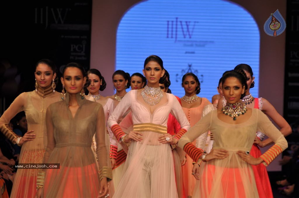 Celebs Walks the Ramp at IIJW 2012 - 264 / 297 photos