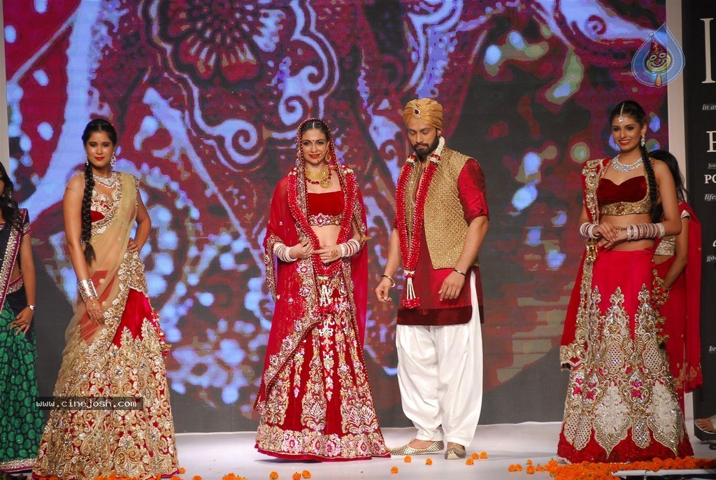 Celebs Walks the Ramp at IIJW 2014 Set 1 - 152 / 235 photos