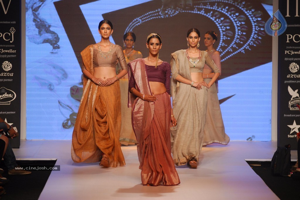 Celebs Walks the Ramp at IIJW 2014 Set 1 - 189 / 235 photos