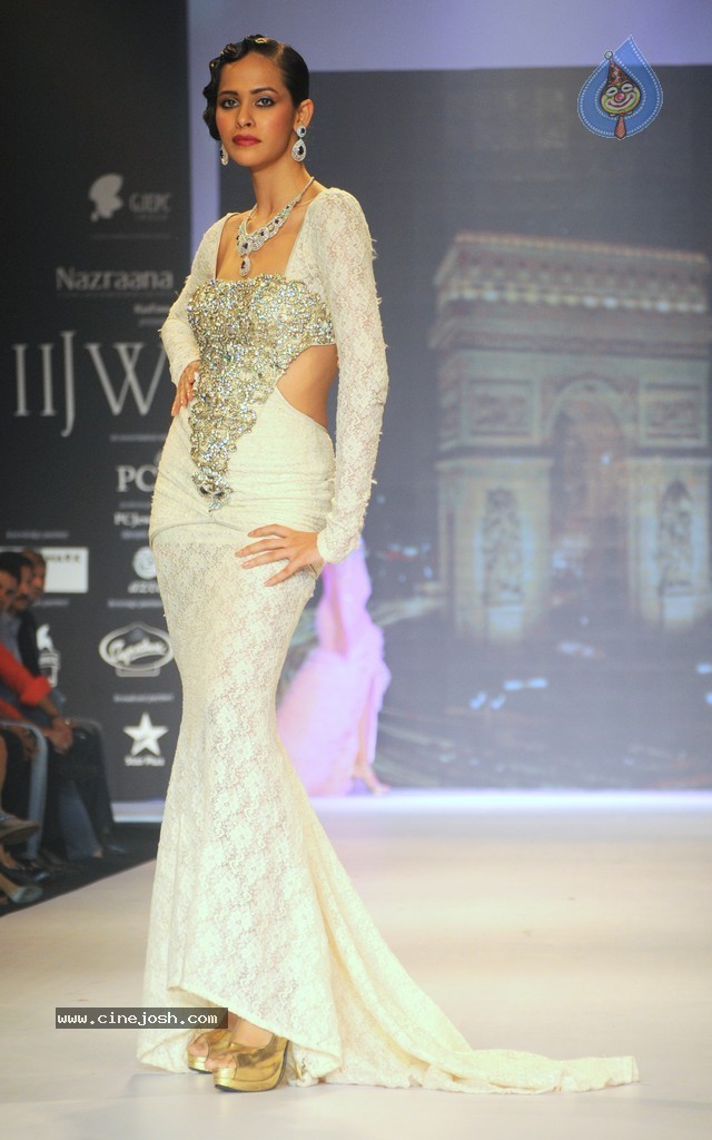 Celebs Walks the Ramp at IIJW 2014 Set 2 - 160 / 235 photos