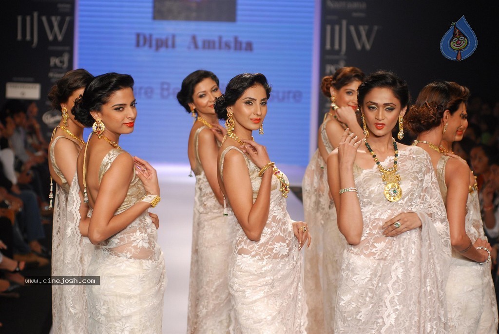 Celebs Walks the Ramp at IIJW 2014 Set 2 - 204 / 235 photos