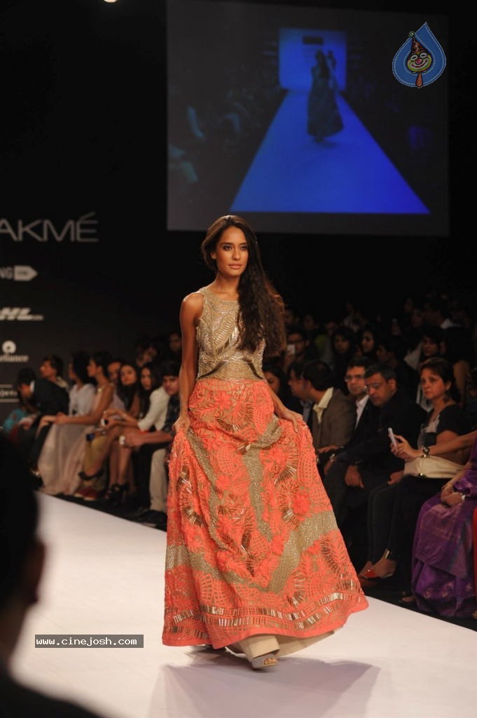 Celebs Walks the Ramp at LFW 2014 Day 2 - 96 / 113 photos
