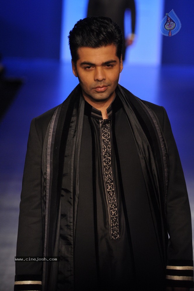 Celebs Walks the Ramp at LFW Summer Resort 2013 - 108 / 186 photos