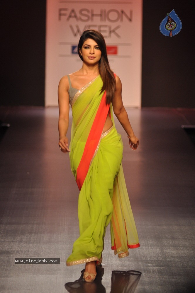 Celebs Walks the Ramp at LFW Summer Resort 2013 - 164 / 186 photos