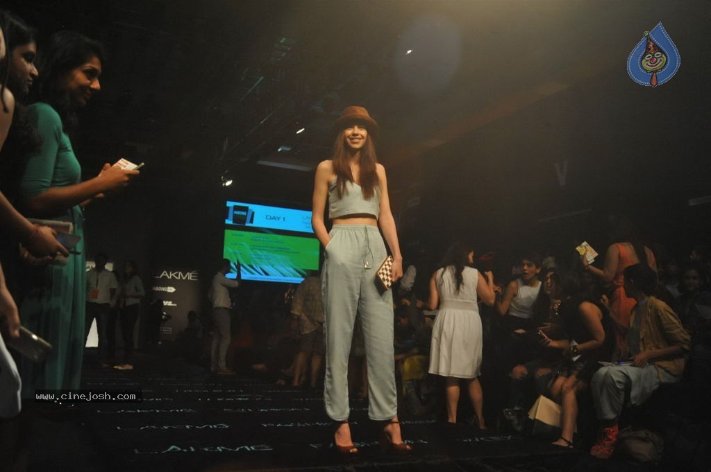 Celebs Walks the Ramp at LFW Summer Resort 2014 - 55 / 101 photos