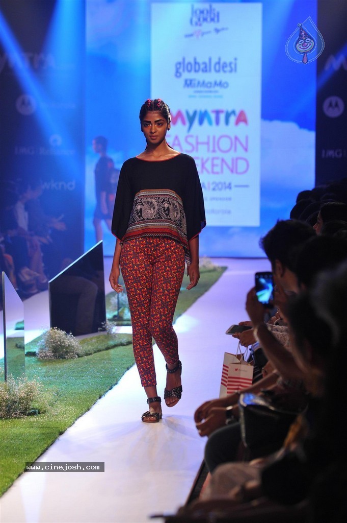 Celebs Walks the Ramp at Myntra Fashion Weekend 2014 - 146 / 360 photos