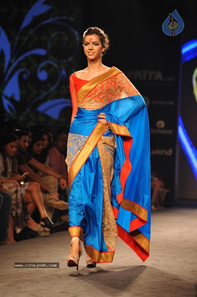 Celebs Walks the Ramp at Myntra Fashion Weekend 2014 - 167 / 360 photos