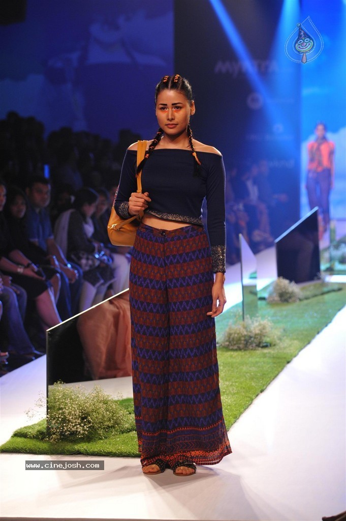 Celebs Walks the Ramp at Myntra Fashion Weekend 2014 - 182 / 360 photos