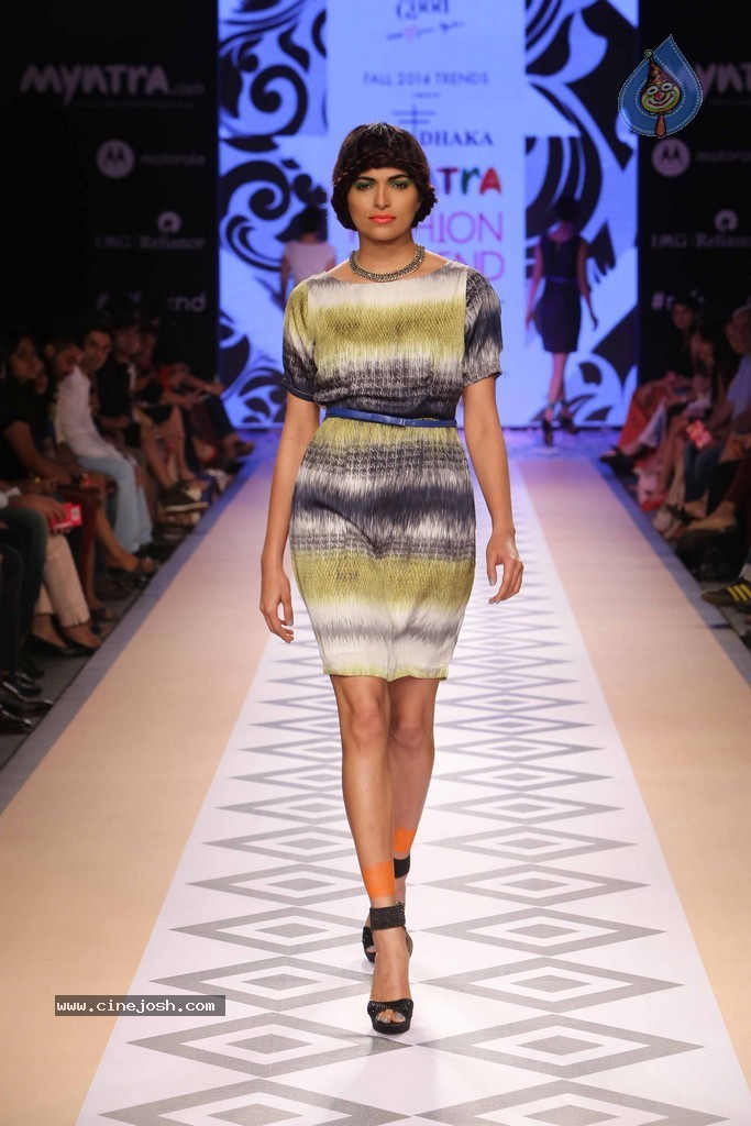 Celebs Walks the Ramp at Myntra Fashion Weekend 2014 - 208 / 360 photos