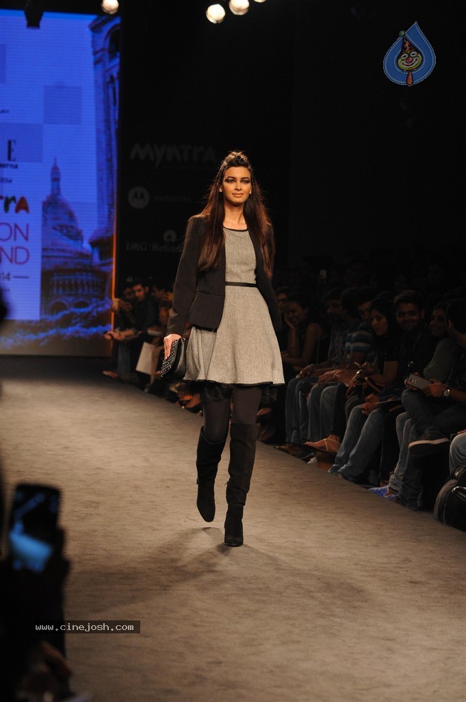 Celebs Walks the Ramp at Myntra Fashion Weekend 2014 - 224 / 360 photos