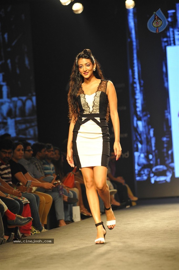 Celebs Walks the Ramp at Myntra Fashion Weekend 2014 - 269 / 360 photos