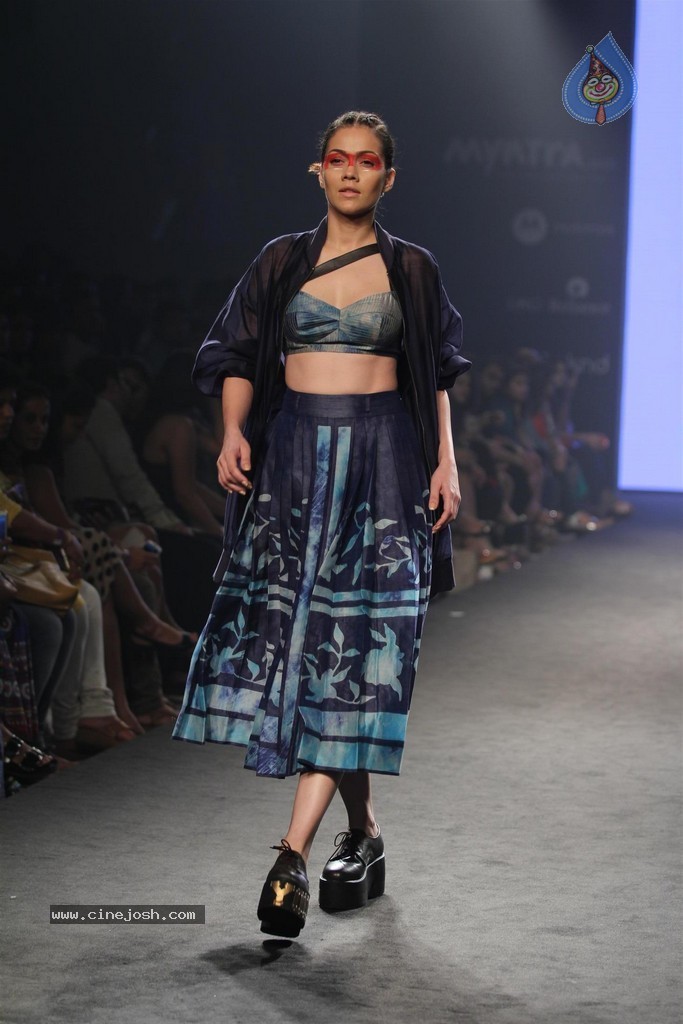 Celebs Walks the Ramp at Myntra Fashion Weekend 2014 - 342 / 360 photos