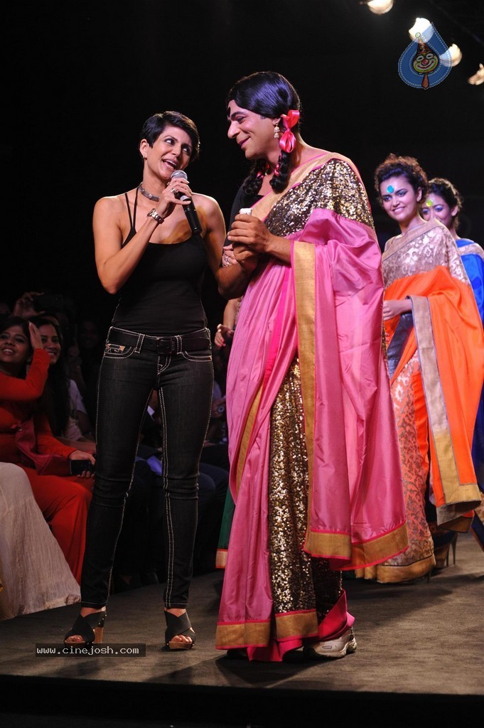 Celebs Walks the Ramp at Myntra Fashion Weekend 2014 - 350 / 360 photos