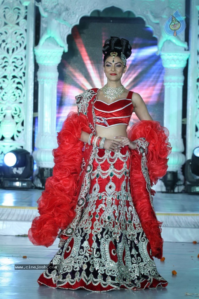 Celebs Walks The Ramp at Rohitverma Fashion Show - 15 / 90 photos