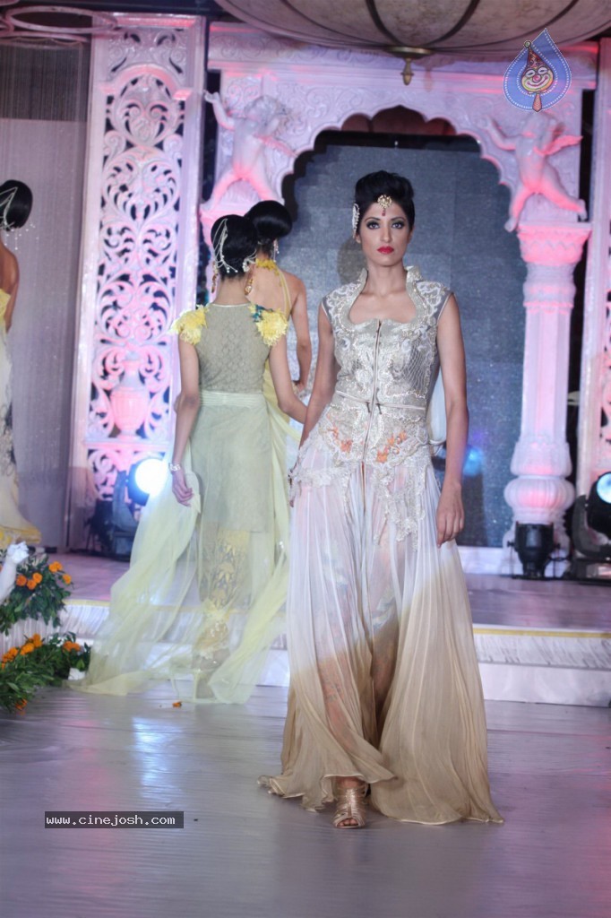 Celebs Walks The Ramp at Rohitverma Fashion Show - 21 / 90 photos