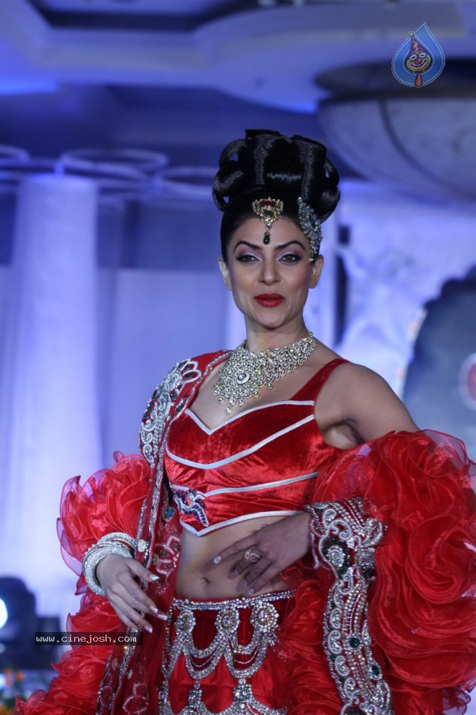 Celebs Walks The Ramp at Rohitverma Fashion Show - 31 / 90 photos