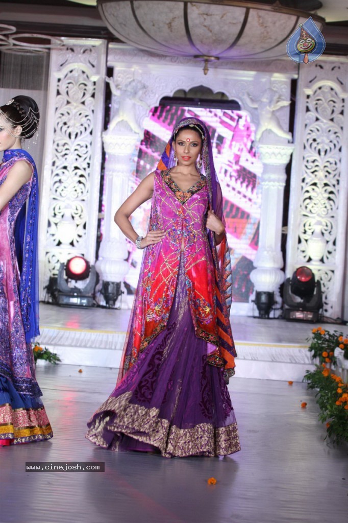 Celebs Walks The Ramp at Rohitverma Fashion Show - 53 / 90 photos