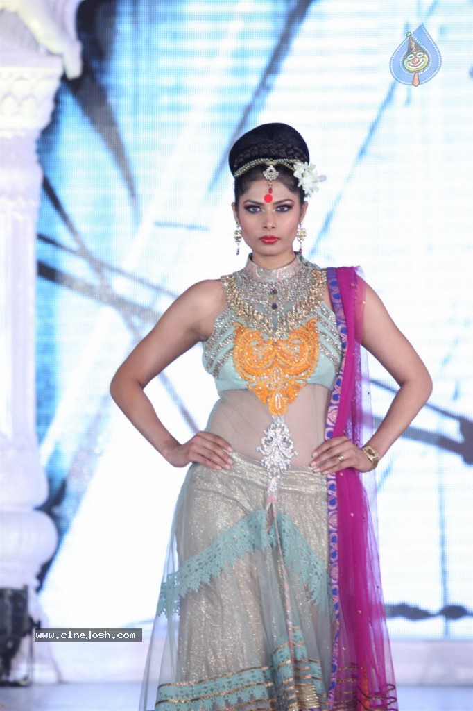 Celebs Walks The Ramp at Rohitverma Fashion Show - 54 / 90 photos