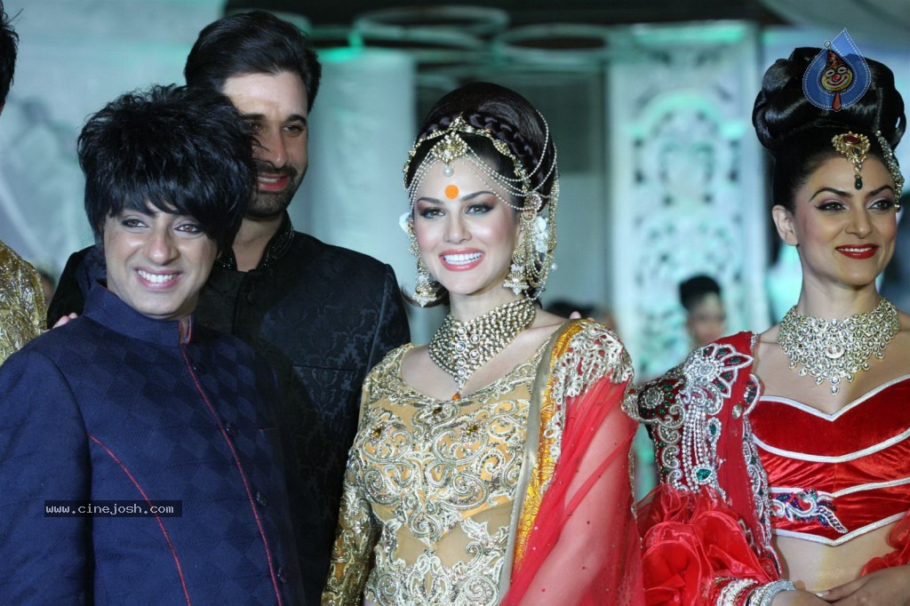 Celebs Walks The Ramp at Rohitverma Fashion Show - 87 / 90 photos