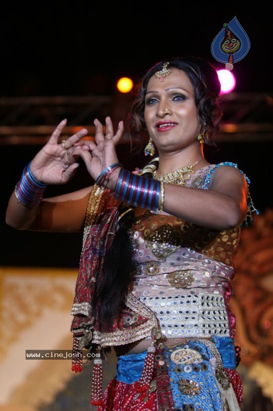 Celina Jaitley at V-CARE Indian Super Queen - 22 / 67 photos