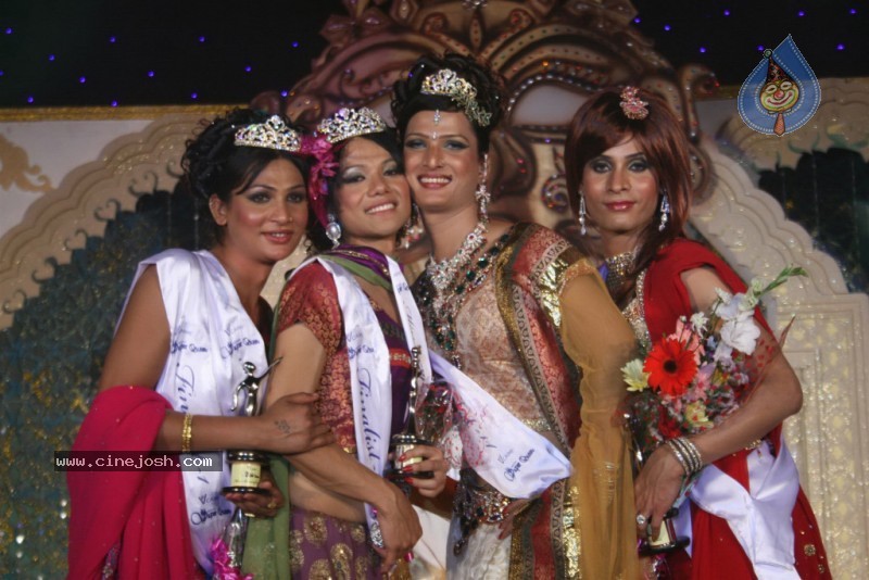 Celina Jaitley at V-CARE Indian Super Queen - 60 / 67 photos