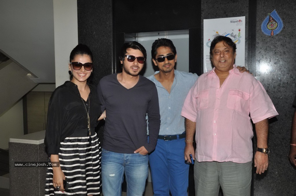 Chashme Baddoor Stars at Mithibai College - 30 / 35 photos
