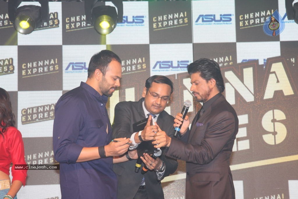 Chennai Express Music Launch - 12 / 56 photos