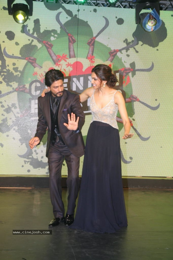 Chennai Express Music Launch - 27 / 56 photos