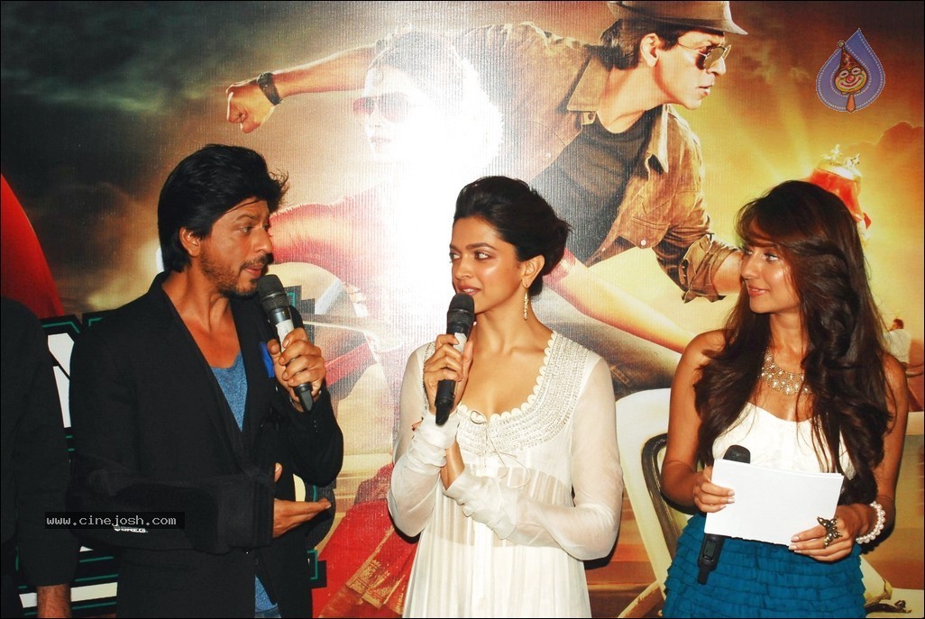 Chennai Express Trailer Launch - 27 / 68 photos