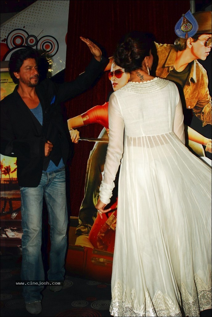 Chennai Express Trailer Launch - 54 / 68 photos