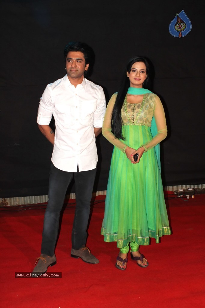 CID Veerta Awards 2012 Red Carpet - 2 / 29 photos