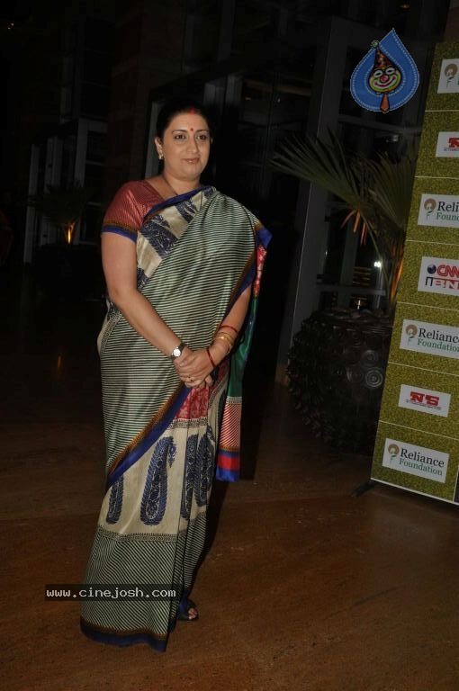 CNN - IBN Real Heroes Awards Ceremony - 15 / 58 photos