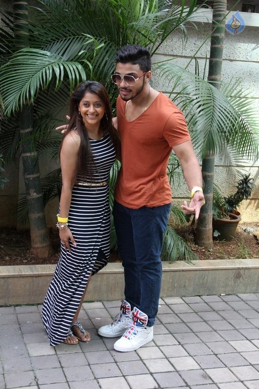 Colors Fuses Dance and Swag on Jhalak Dikhla Jaa - 25 / 63 photos