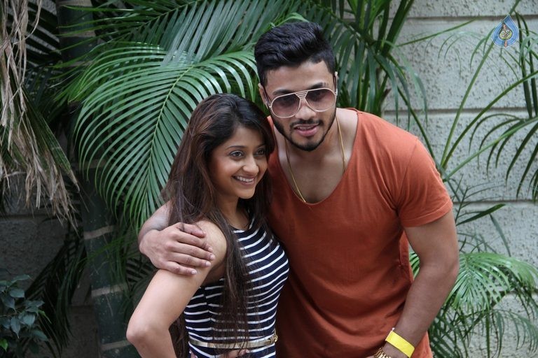 Colors Fuses Dance and Swag on Jhalak Dikhla Jaa - 41 / 63 photos