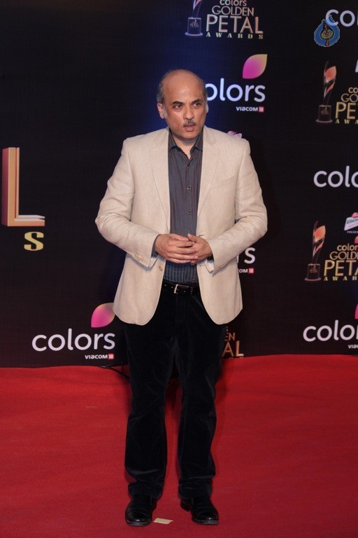 Colors Golden Petal Awards 2017 Red Carpet - 39 / 60 photos