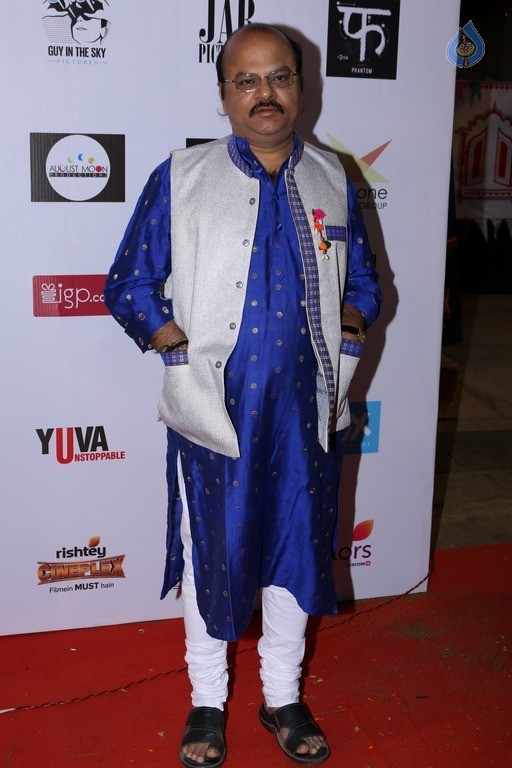 Colours Khidkiyaan Theatre Festival 2017 Photos - 24 / 40 photos