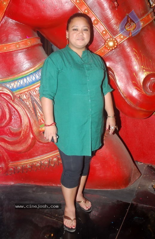 Comedy Circus On The Sets - 6 / 31 photos