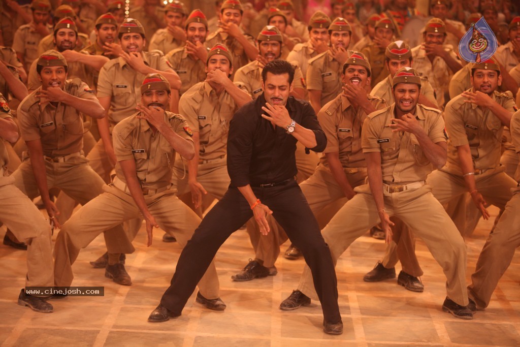 Dabangg 2 Movie Stills - 2 / 27 photos