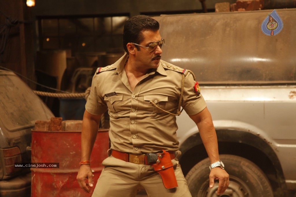 Dabangg 2 Movie Stills - 5 / 27 photos