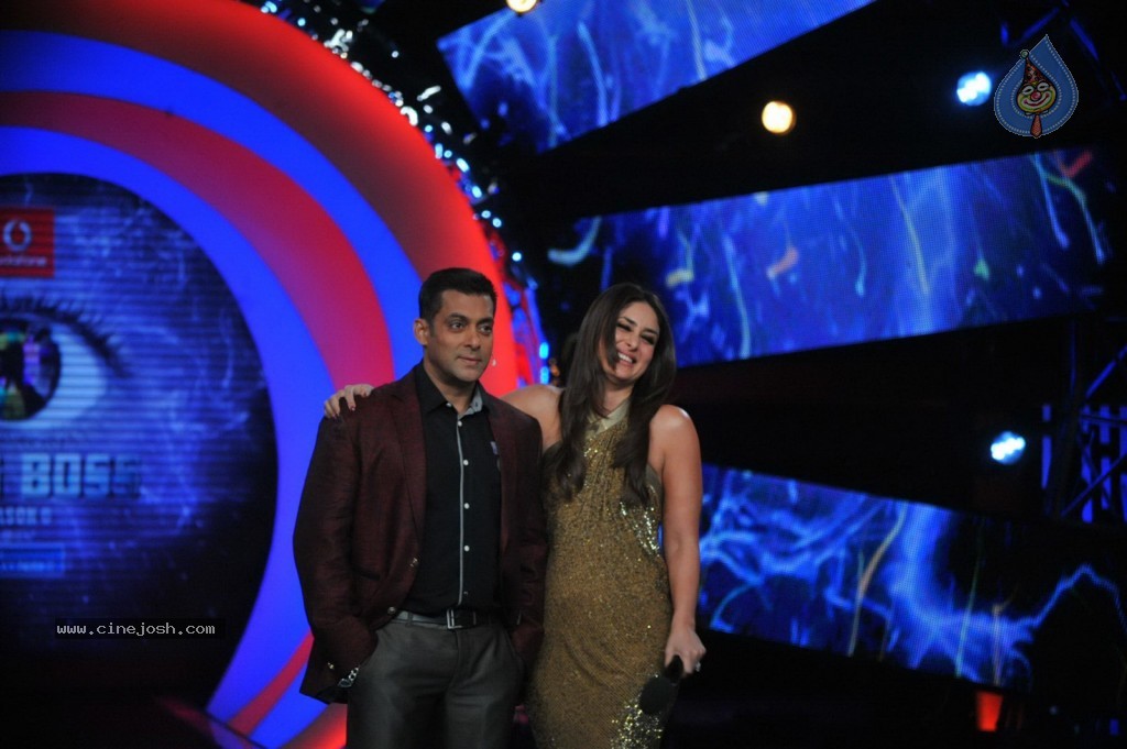 Dabangg 2 Promotion at Bigg Boss 6 Event - 33 / 57 photos
