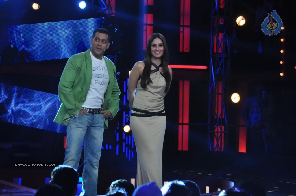 Dabangg 2 Promotion at Bigg Boss 6 Event - 37 / 57 photos