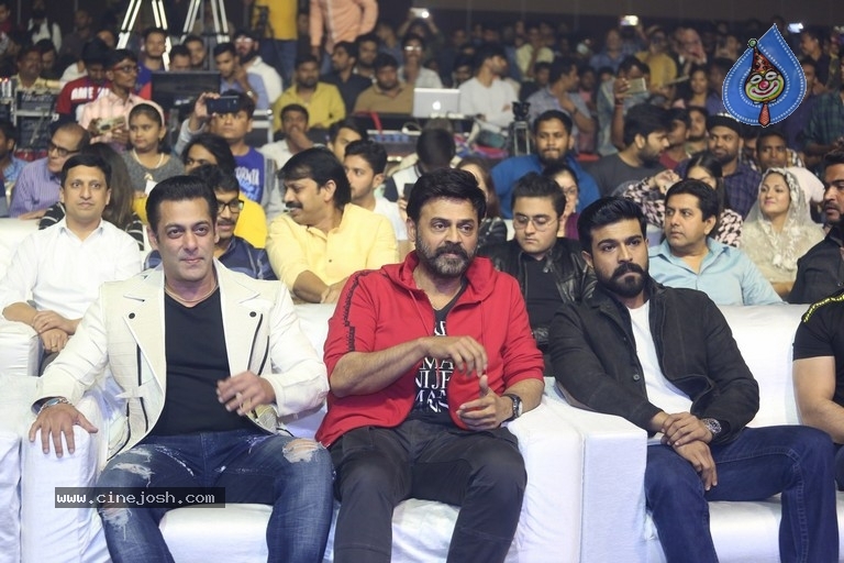 Dabangg 3 Movie Pre Release Event - 72 / 102 photos