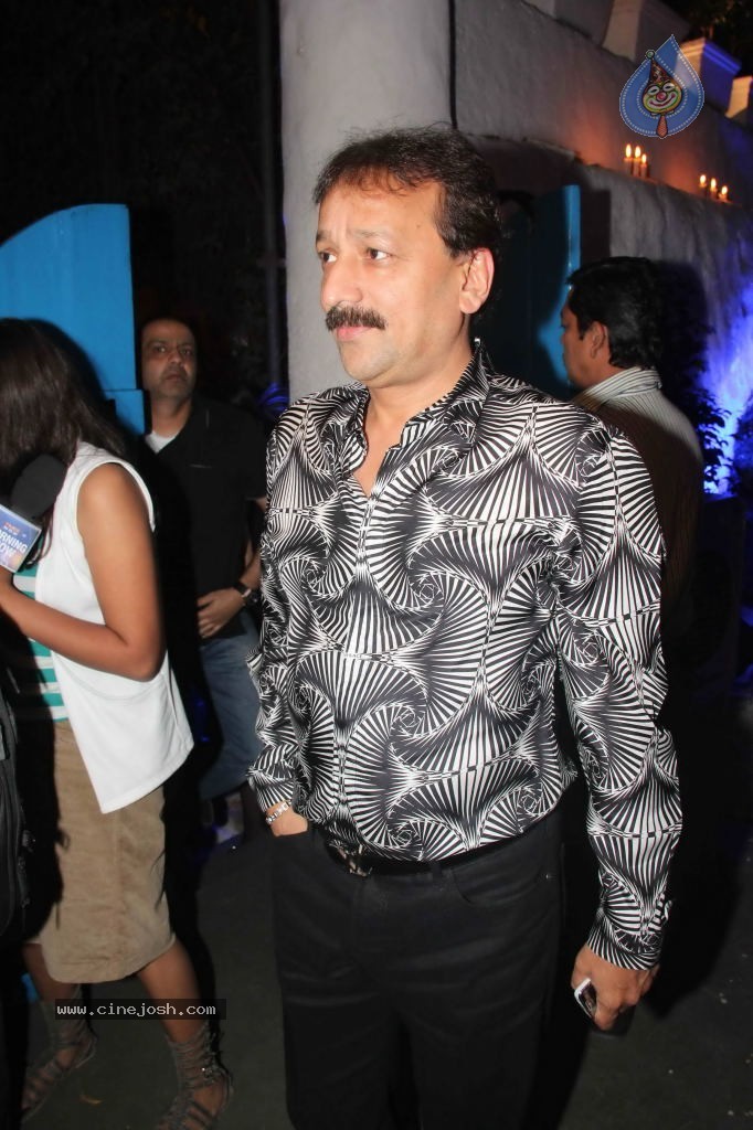 Dabboo Ratnani Calendar 2012 Launch - 81 / 150 photos