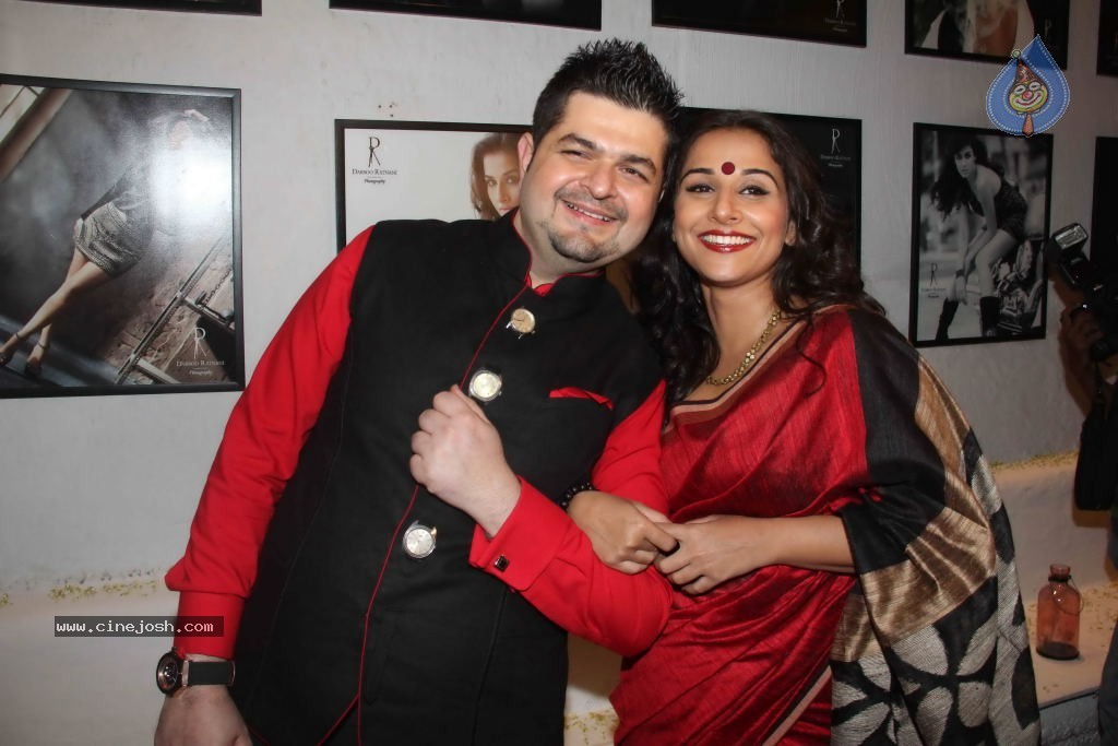 Dabboo Ratnani Calendar 2012 Launch - 141 / 150 photos