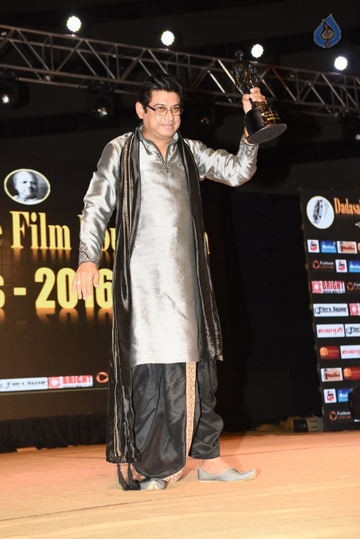 Dadasaheb Phalke Film Foundation Awards 2016 - 36 / 42 photos