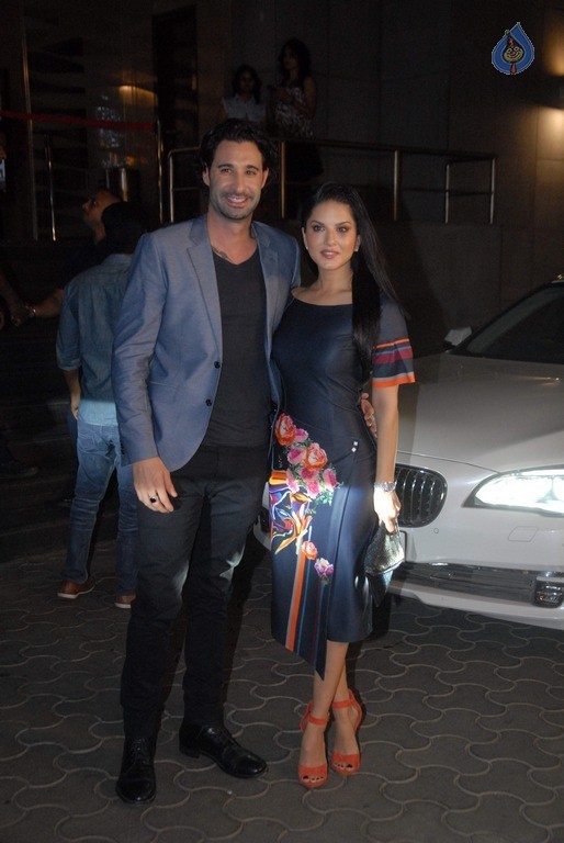 Dangal Film Special Screening Photos - 32 / 100 photos