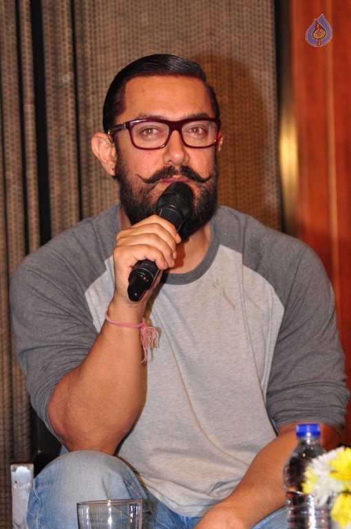 Dangal Movie Press Meet - 42 / 42 photos