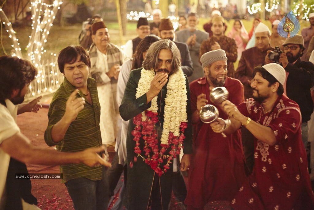 Dedh Ishqiya 1st Look Launch - 47 / 59 photos