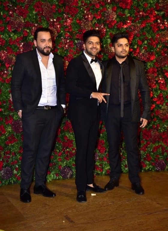 Deepika - Ranveer Mumbai Reception  - 46 / 93 photos