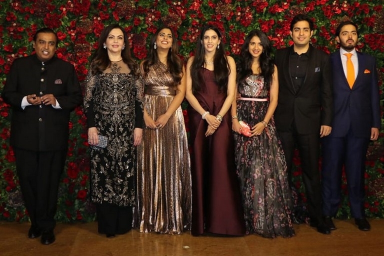 Deepika - Ranveer Mumbai Reception  - 57 / 93 photos